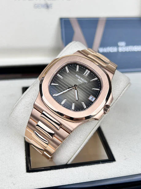 Patek Philippe - Nautilus - Rose Gold - 5711/1R ┃ساعة باتك فيليب أوتوماتيكي + العلبة الأصلية
