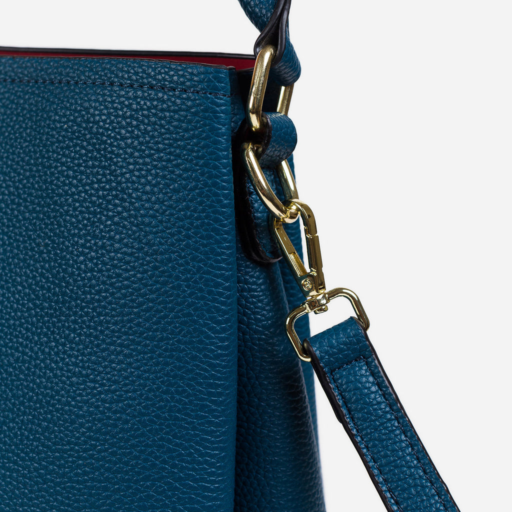 Crest Tripe Shoulder bag