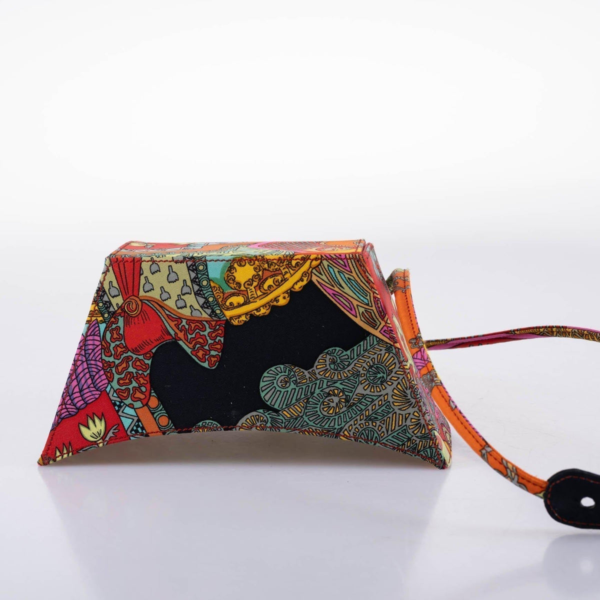Hermes Unique Silk ‘Art des Steppes’ Yurt Runway Bag - 1991