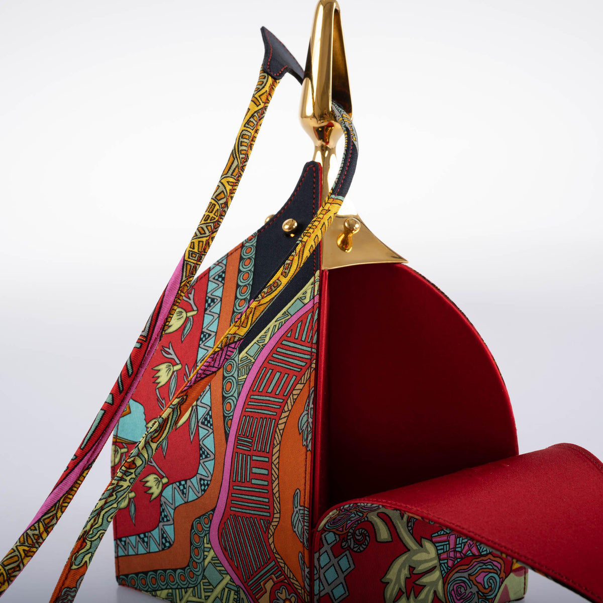 Hermes Unique Silk ‘Art des Steppes’ Yurt Runway Bag - 1991