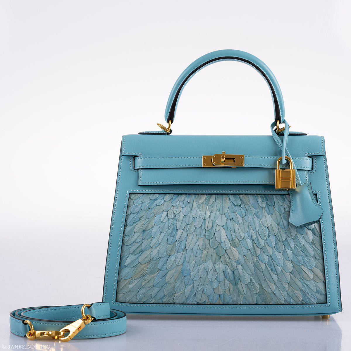 Vintage Hermes Kelly 25 Sellier Blue Atoll Tadelakt with Custom Feather Panel Gold Hardware